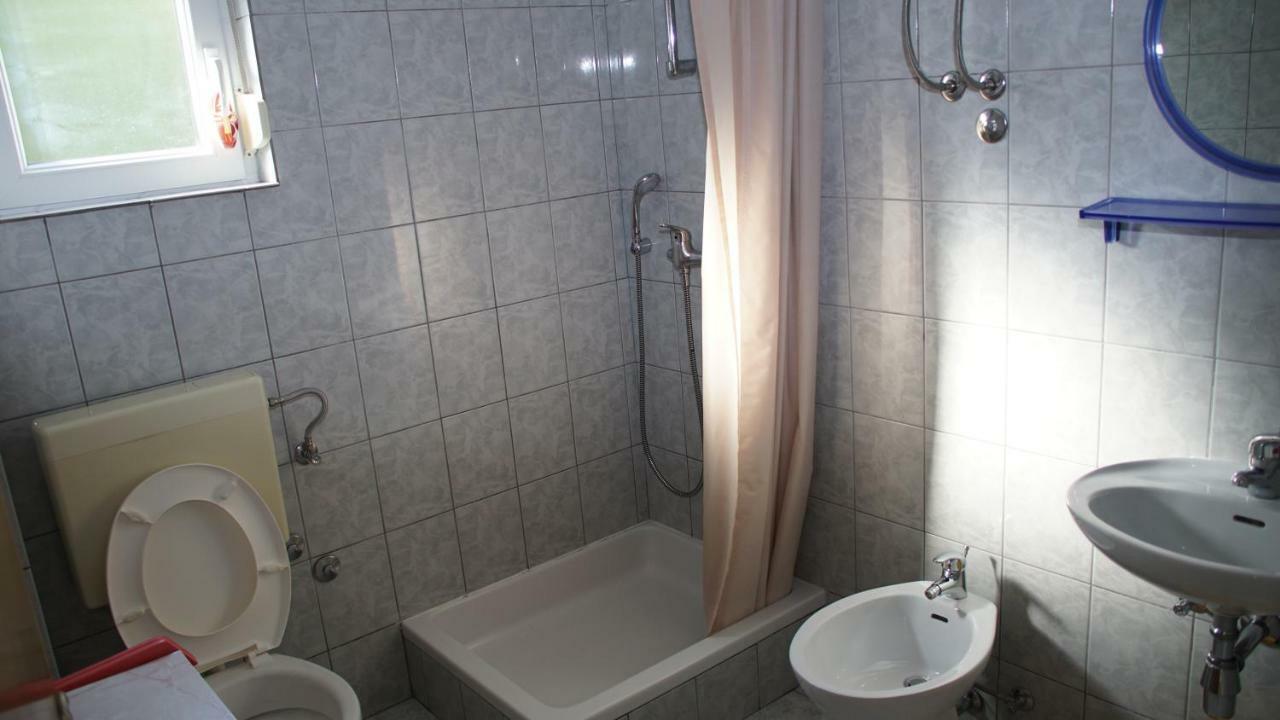 Apartmani Sipic , Bilo - Primosten Exterior photo