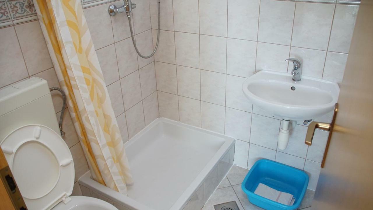 Apartmani Sipic , Bilo - Primosten Exterior photo
