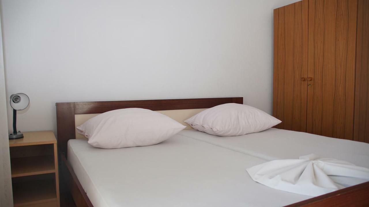 Apartmani Sipic , Bilo - Primosten Exterior photo
